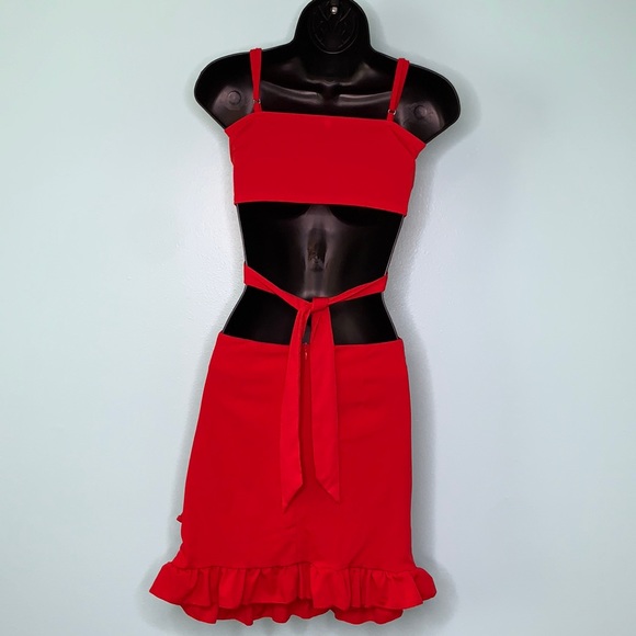 Red Matching Skirt & Top Set - Picture 4 of 7